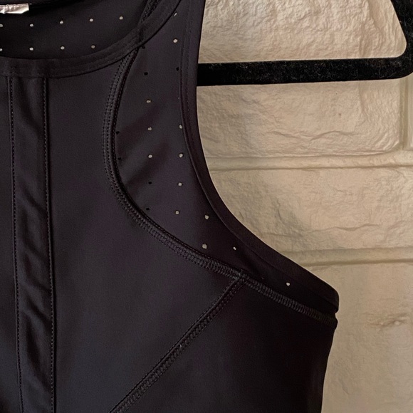 ☀️C&C California Black Sports Bra - Picture 5 of 9